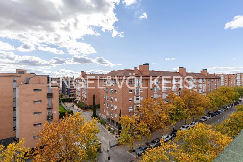 Foto 633ec409-84e2-425c-82ec-ac20e6eda63c. Duplex avec chauffage parking dans PAU de Carabanchel Madrid