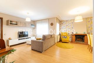 Maison à Mojadillas-Parque de las Infantas-El Paraiso. Magnífico chalet en el paraíso