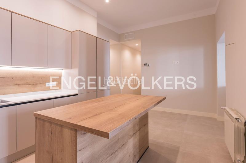 Foto 02f2f4af-c132-4628-8088-8bbeef1cbb98. Appartement avec chauffage dans Sol Madrid