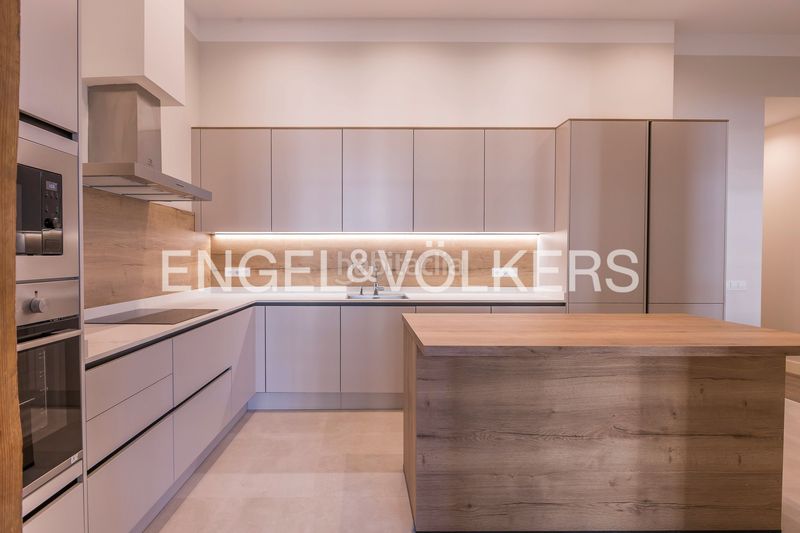 Foto 632aab28-17b7-472c-8c47-7afe9a62d31d. Pis amb calefacció a Sol Madrid