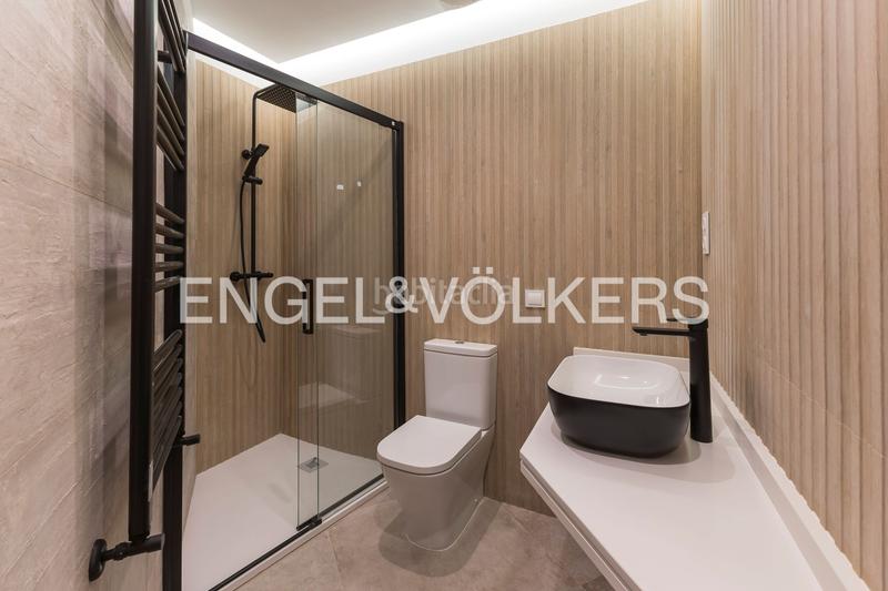 Foto 604a507e-f2fa-42de-bf51-4ee428906401. Appartement mit heizung in Sol Madrid