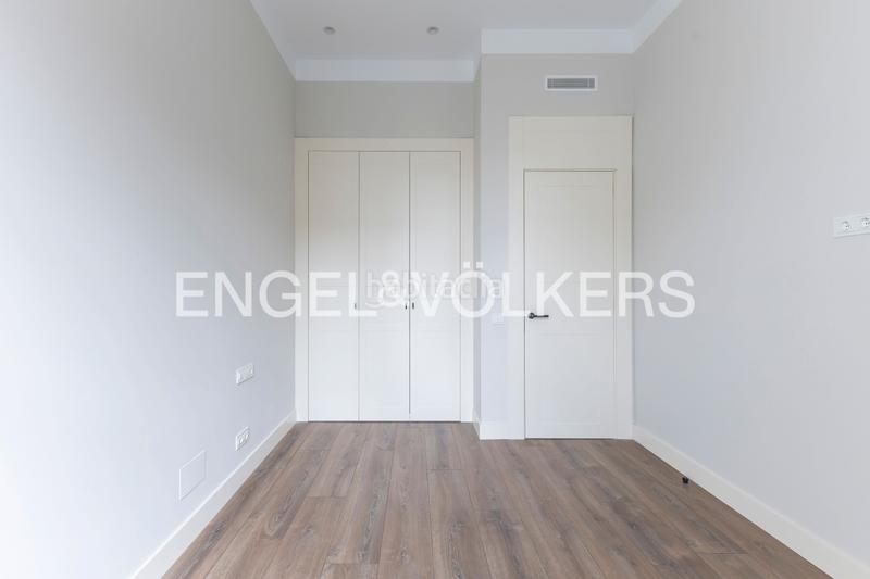 Foto b8bdf0ee-4811-4dfd-ac19-c43ddf8234ce. Appartement mit heizung in Sol Madrid