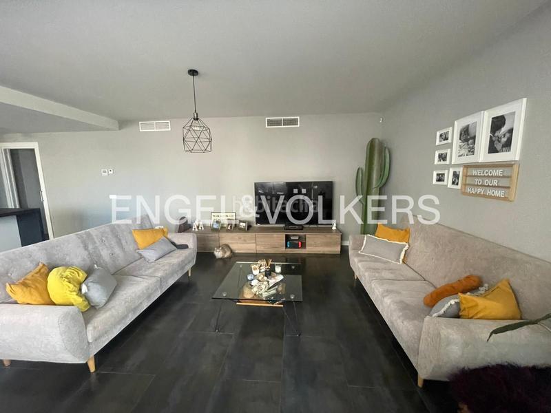 Foto 3e692520-5220-4c74-9980-b281ad0cfc11. Affitto attico con riscaldamento parcheggio piscina in San Sebastián de los Reyes