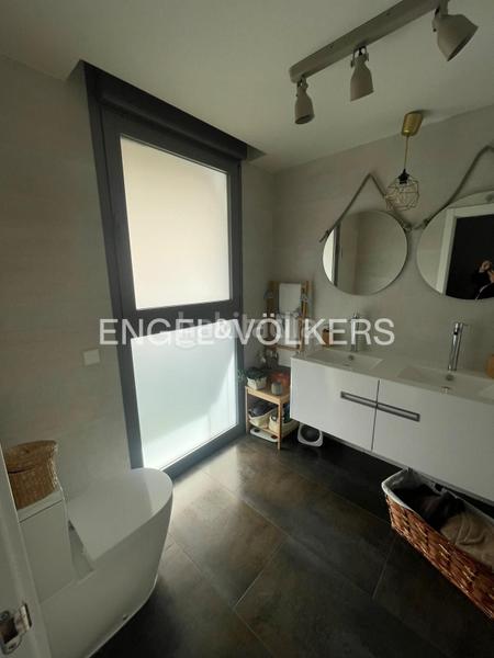 Foto 169d7236-daad-4d77-ac6d-a43077b9339b. Lloguer àtic amb calefacció aparcament piscina a San Sebastián de los Reyes