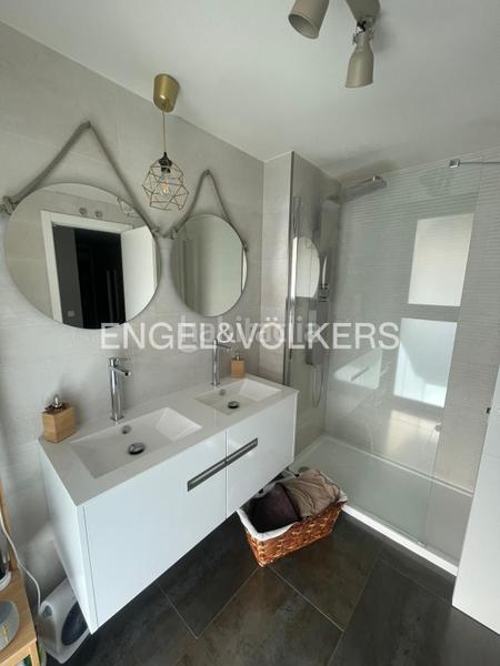 Foto 4d331b3c-e787-4b5c-ad76-8b7e1559f838. Lloguer àtic amb calefacció aparcament piscina a San Sebastián de los Reyes