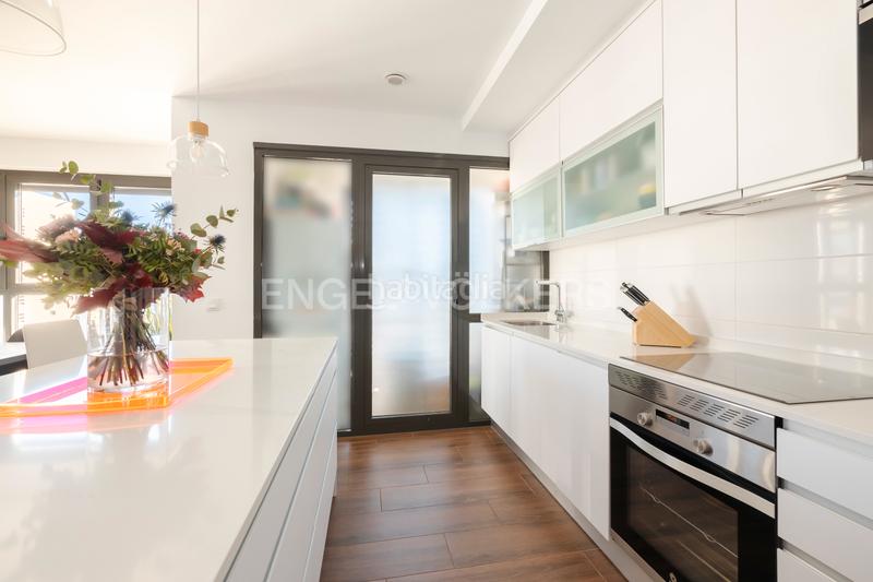 Foto 1373da4f-68be-42c6-9567-9eec796c505b. Appartement avec chauffage parking piscine dans Valdebebas - Valdefuentes Madrid