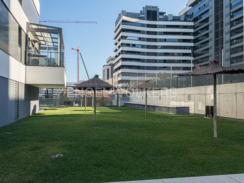 Foto a7abf404-0940-4113-b3ff-5f275772f44e. Appartement avec chauffage parking piscine dans Valdebebas - Valdefuentes Madrid