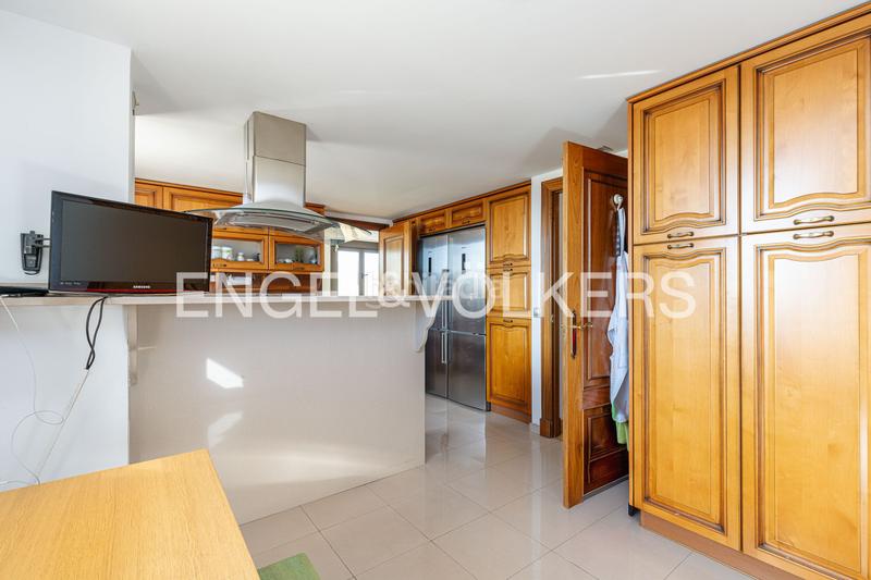 Foto 59c0f8fc-a2f8-4190-986b-4db36afd1fbb. Duplex with heating in Norte Majadahonda