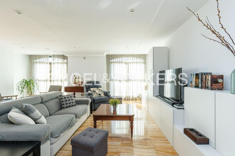 Foto 5a35bbc1-b938-4124-b9b4-65a79f042bbb. Duplex with heating in Norte Majadahonda