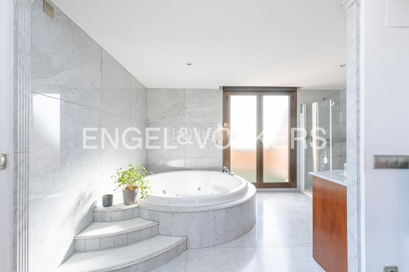 Foto 8525a947-0d17-4ca3-800b-59f23ef677c7. Duplex with heating in Norte Majadahonda