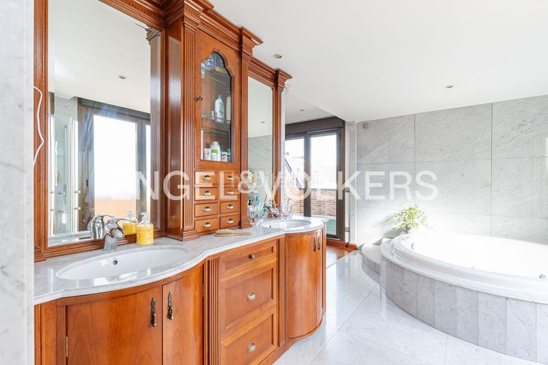 Foto cba07707-9793-4d33-a058-eff0ec590b38. Duplex with heating in Norte Majadahonda