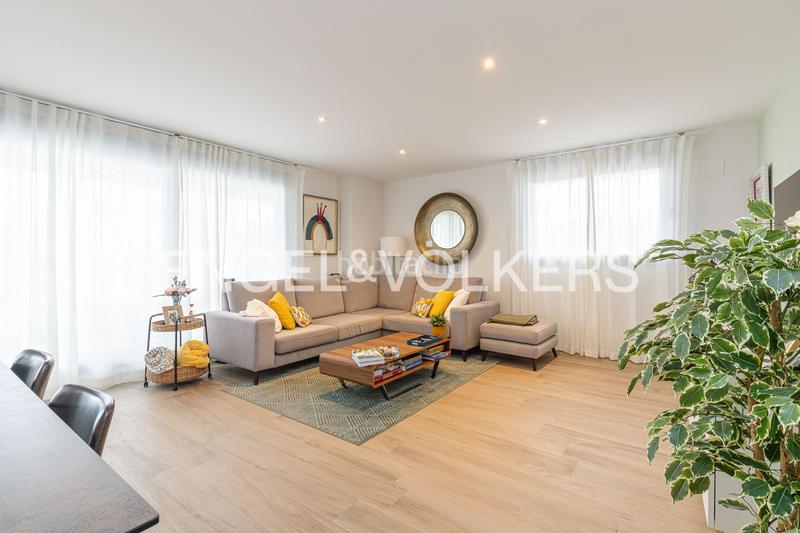 Foto 73b904b5-ad52-4740-b1b0-5538a6825d2c. Attique avec chauffage parking piscine dans Valdepastores-Las Encinas Boadilla del Monte