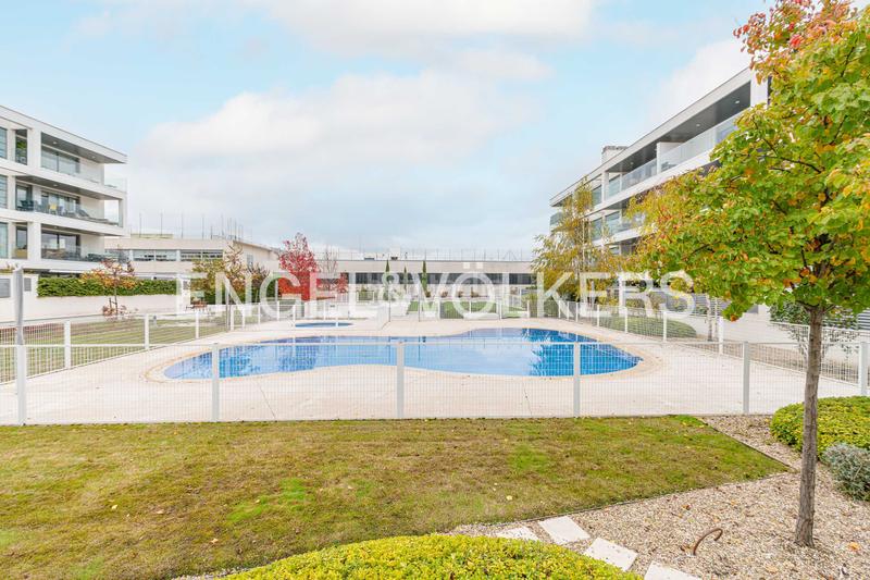 Foto a2078be6-81af-4350-97f9-912492875e36. Attique avec chauffage parking piscine dans Valdepastores-Las Encinas Boadilla del Monte