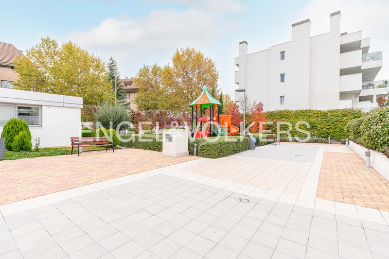 Foto ce73b8cc-1b21-4708-8b08-2ee02a218cfb. Attique avec chauffage parking piscine dans Valdepastores-Las Encinas Boadilla del Monte