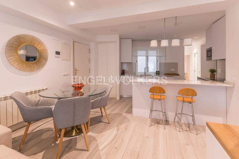 Foto ef213ceb-4c8c-4d91-9101-bb2af78fa95e. Alquiler apartamento espectacular piso amueblado en la zona de Goya en Madrid