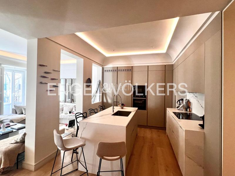 Foto a0deb90c-2d55-4d98-a78e-23972e7db252. Appartement avec chauffage dans Almagro Madrid