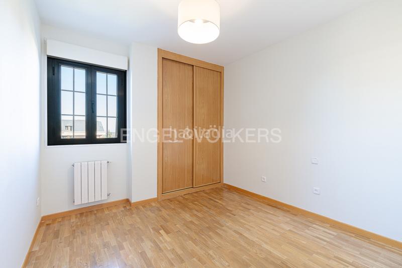 Foto 28c650a3-72a7-4fdc-bb1c-156f7d3e70da. Rent apartment with heating parking pool in Golf-El Carralero Majadahonda