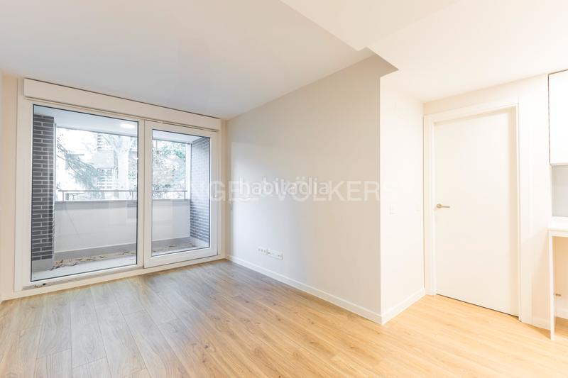 Foto f642316c-4795-4311-899a-32ad19ce44e0. Alquiler apartamento piso a estrenar de dos dormitorios en Madrid