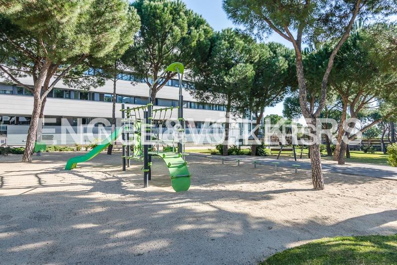 Foto 5eeebdfd-776d-489f-86de-e232788cc9bc. Location appartement avec chauffage parking dans Golf-El Carralero Majadahonda