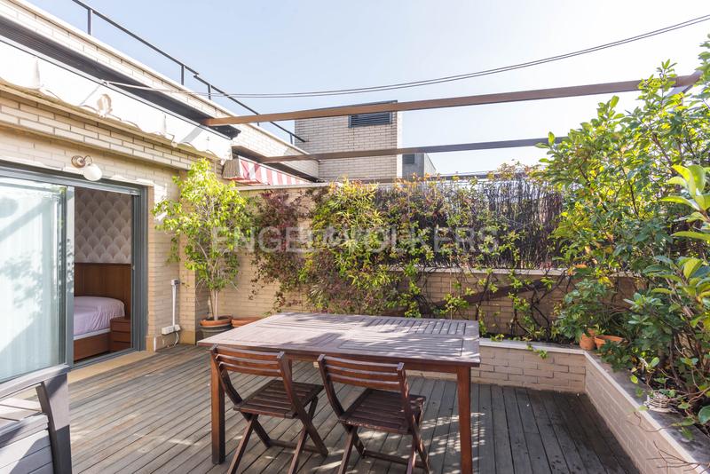 Foto 4a8b69f0-f58e-4741-8cff-e3e397cc0e45. Lloguer àtic amb calefacció aparcament piscina a Madrid