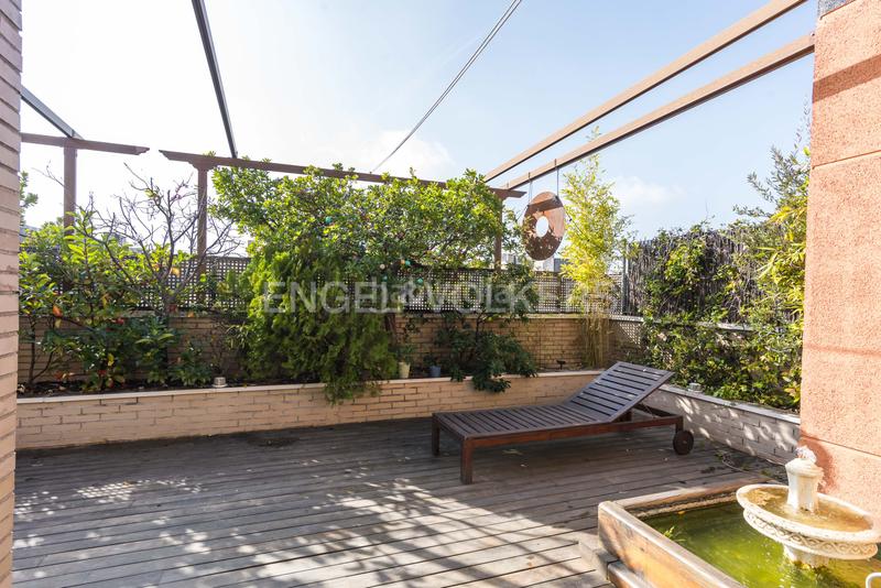 Foto c690b935-b7e7-4d19-913b-8e8c5b5c77d0. Lloguer àtic amb calefacció aparcament piscina a Madrid