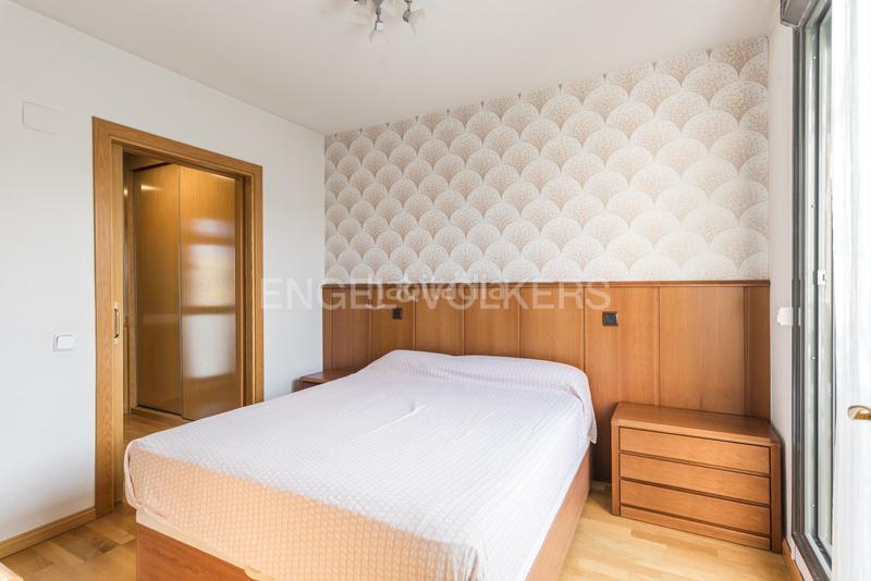 Foto 01bbda87-b853-409d-a7b3-903b69fc8bd3. Location attique avec chauffage parking piscine dans Madrid