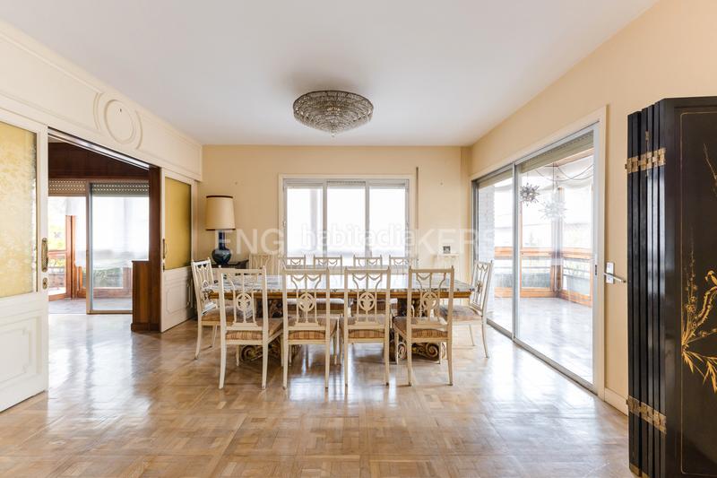 Foto 341adbe6-a5a1-40ce-a03e-9f7698914b58. Appartement avec chauffage parking piscine dans Nueva España Madrid