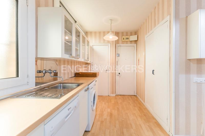 Foto 76ab05e7-3da7-4a69-a107-7d32771e917d. Appartement avec chauffage parking piscine dans Nueva España Madrid