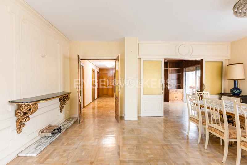 Foto 7abd278c-26db-420c-a3ec-9f0a5bc7da30. Appartement avec chauffage parking piscine dans Nueva España Madrid