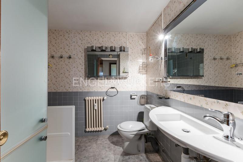 Foto 8619de29-a3db-4395-95fd-4734372fa6c5. Appartement avec chauffage parking piscine dans Nueva España Madrid