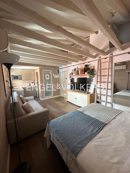 Foto 6a3d831a-d382-4088-b974-6842f0144321. Rent studio with heating in Sol Madrid