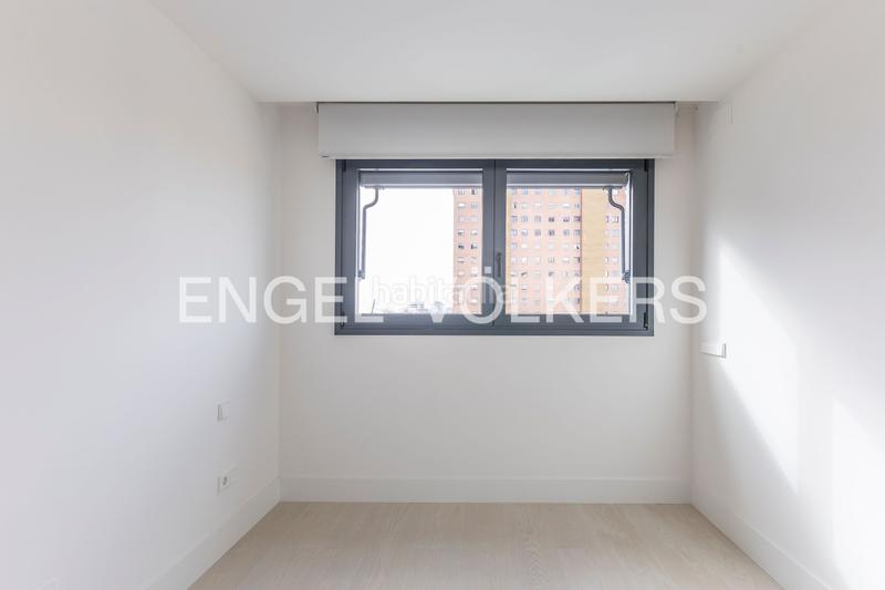 Foto 2f8b204e-4e59-4d9b-a324-1522eb5987e3. Lloguer apartament amb calefacció aparcament piscina a Madrid