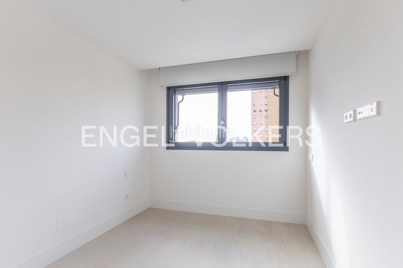 Foto dd22f37e-999e-4c1f-9391-3e5db555b14b. Lloguer apartament amb calefacció aparcament piscina a Madrid