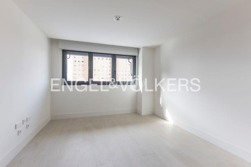 Foto aca04a37-1ef7-4f22-906f-1b9c5bff4827. Miete appartement mit heizung parking pool in Estrella Madrid