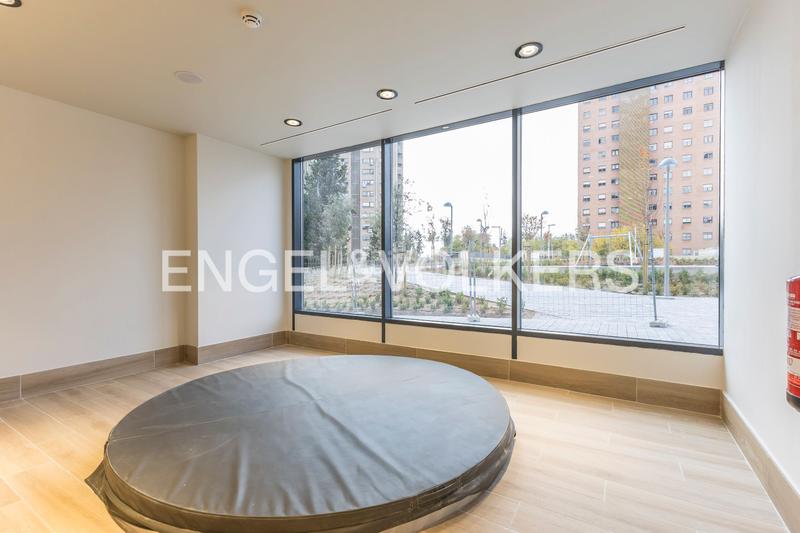 Foto 2c60182e-56d2-4b63-a61d-a373b3fba4f6. Rent apartment with heating parking pool in Estrella Madrid