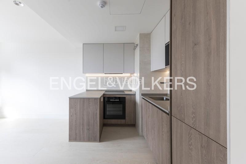 Foto 596dbff0-dc3a-446a-88d0-397eb007e3a2. Rent apartment with heating parking pool in Estrella Madrid