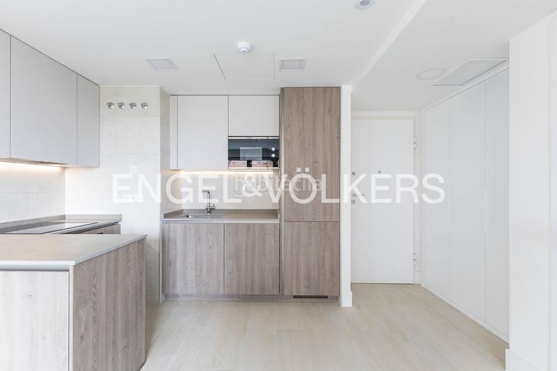 Foto 8b907324-49ac-47ba-a368-e82cc5b5753e. Rent apartment with heating parking pool in Estrella Madrid