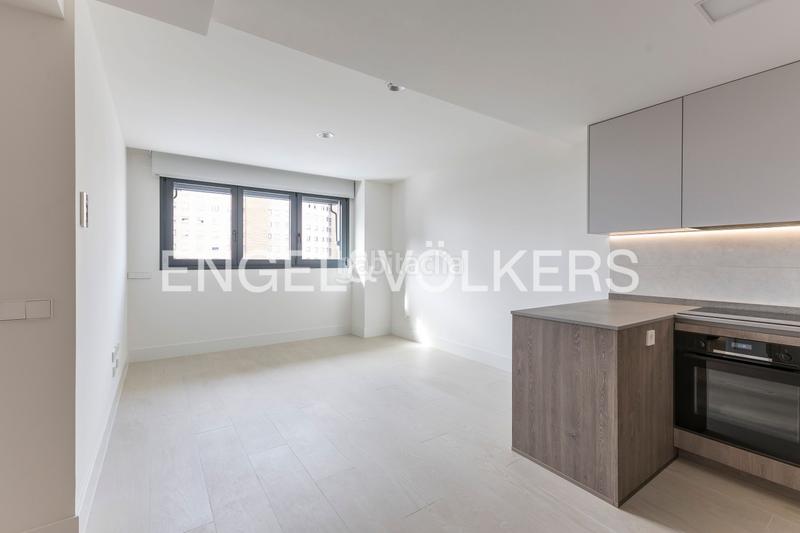 Foto 94c4863d-3866-4150-a0e4-eaa8811425cf. Rent apartment with heating parking pool in Estrella Madrid