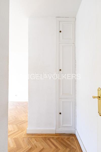 Foto 604a8db4-211b-479e-a58d-38565a884196. Casa amb calefacció aparcament piscina a San Juan Bautista Madrid