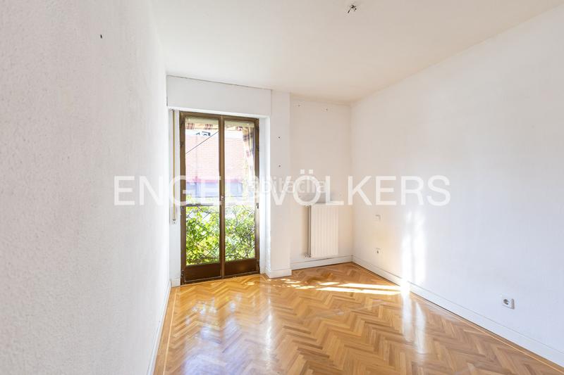 Foto a1102e05-6dfb-4393-9865-19737338793e. Casa amb calefacció aparcament piscina a San Juan Bautista Madrid