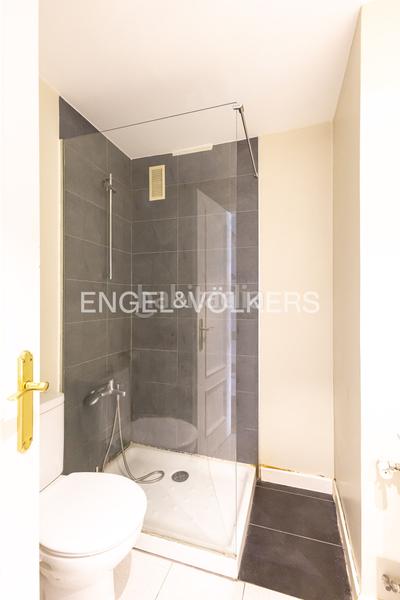 Foto be4361a0-ea29-4efb-a46a-b2c728d04e19. Casa amb calefacció aparcament piscina a San Juan Bautista Madrid