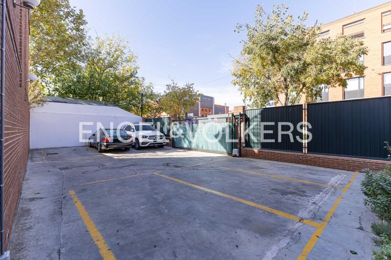 Foto f2a07c00-0e77-453a-92b7-0509804c226d. Casa amb calefacció aparcament piscina a San Juan Bautista Madrid