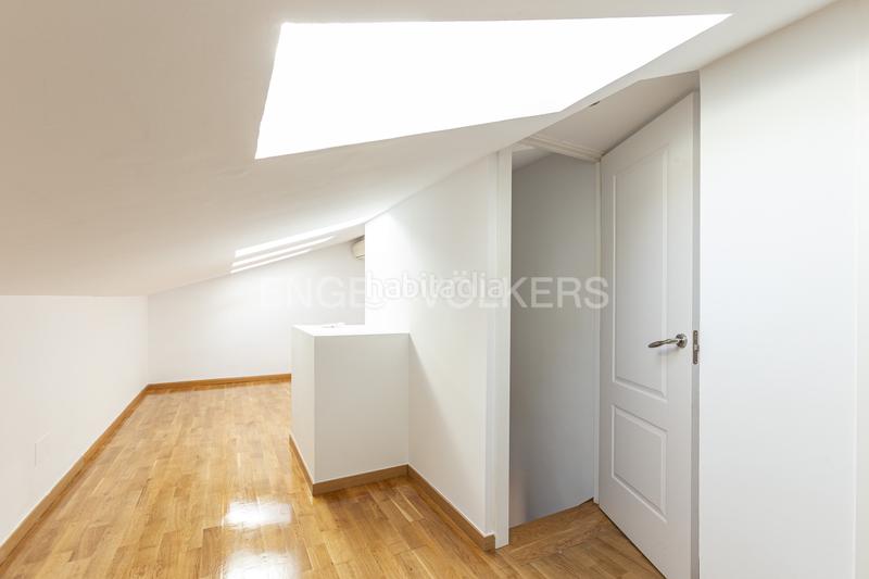 Foto 4e093dbe-ed01-4aa5-9f0a-9cb73eef82dd. Lloguer casa adossada amb calefacció aparcament a La Moraleja