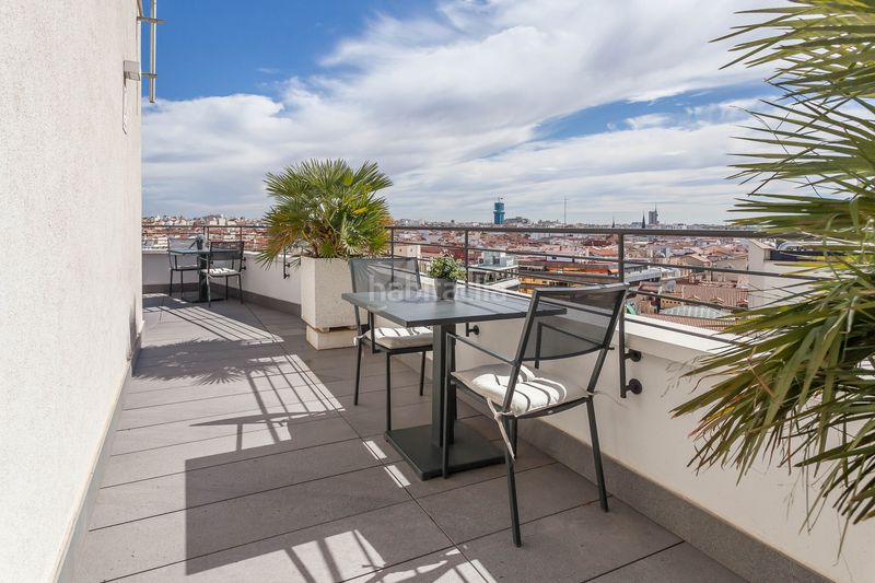 Foto 57d037b0-d11c-4f3f-b065-51e95cea4a2c. Apartament amb calefacció aparcament piscina a Universidad-Malasaña Madrid