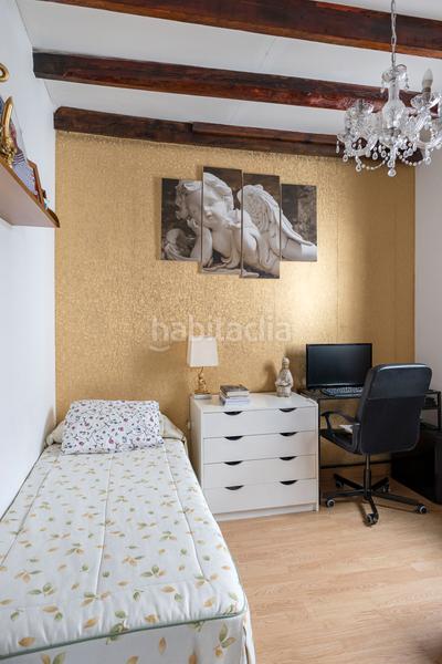 Foto f0cfeff4-9dd5-4f28-933a-ea155237d86e. Dachwohnung mit heizung in Lista Madrid