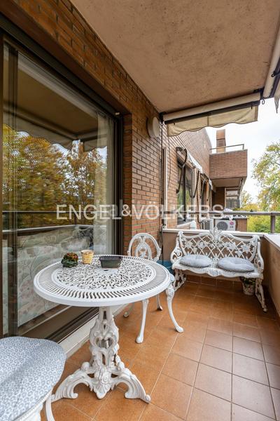 Foto 51402e45-c58d-46b0-a786-9892b2662f16. Apartamento magnifico piso en avenida de europa en Madrid