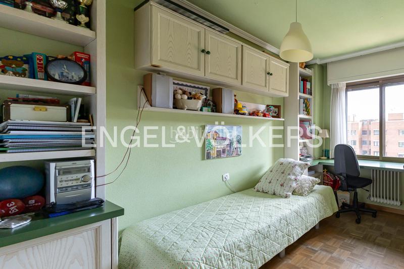 Foto 589c3019-5868-4704-8dc1-27449bac4b05. Apartamento magnifico piso en avenida de europa en Madrid