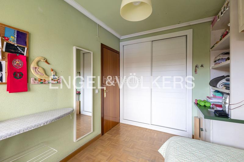 Foto 75d7f971-cae6-4ffc-8e58-e4142eddb0ee. Apartamento magnifico piso en avenida de europa en Madrid