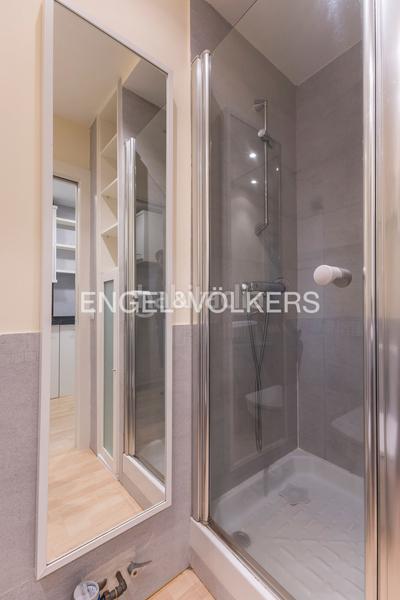 Foto 16fe8295-b762-4d8b-bf99-5e1012919dbd. Piccolo appartamento con riscaldamento in Recoletos Madrid