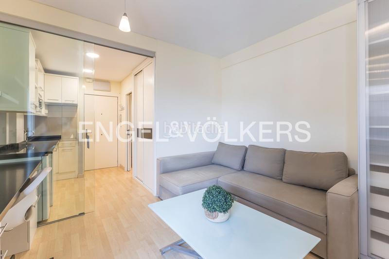 Foto 6c2e0fca-2b58-4091-9d77-a6bf9bd50a50. Piccolo appartamento con riscaldamento in Recoletos Madrid